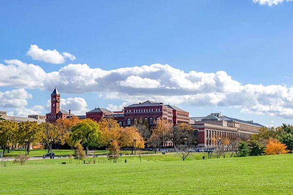 Midwestern University Campus Image